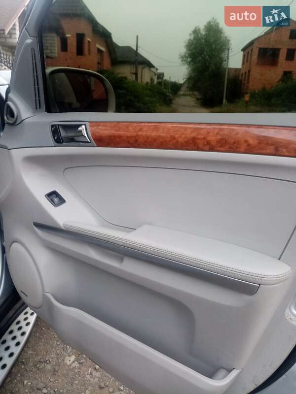 Внедорожник / Кроссовер Mercedes-Benz M-Class 2006 в Хусте