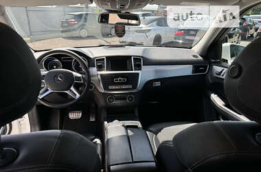 Позашляховик / Кросовер Mercedes-Benz M-Class 2013 в Луцьку