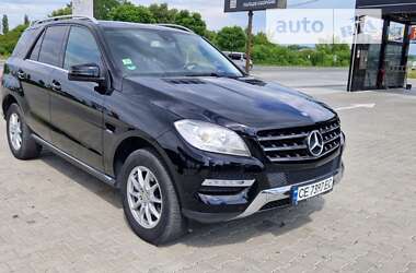 Позашляховик / Кросовер Mercedes-Benz M-Class 2011 в Чернівцях