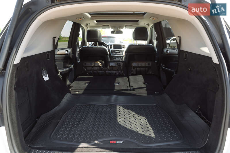 Внедорожник / Кроссовер Mercedes-Benz M-Class 2011 в Тернополе