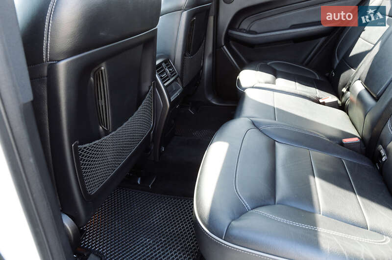 Внедорожник / Кроссовер Mercedes-Benz M-Class 2011 в Тернополе