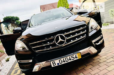 Внедорожник / Кроссовер Mercedes-Benz M-Class 2012 в 