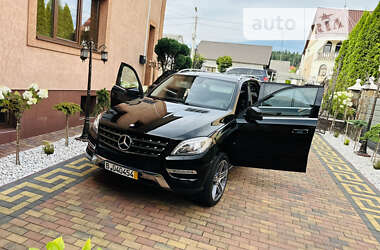 Внедорожник / Кроссовер Mercedes-Benz M-Class 2012 в 