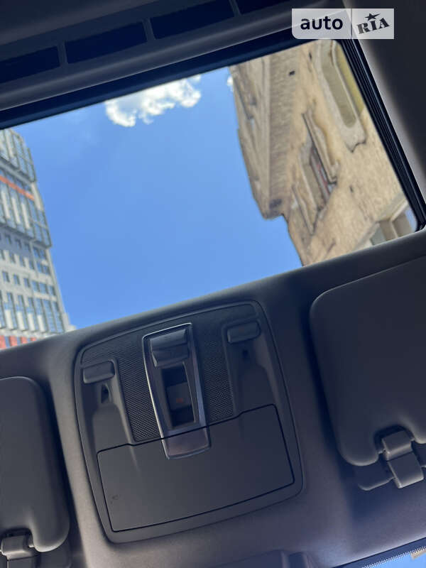 Внедорожник / Кроссовер Mercedes-Benz M-Class 2011 в Львове