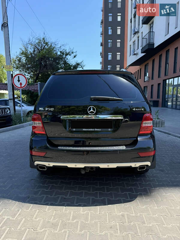 Внедорожник / Кроссовер Mercedes-Benz M-Class 2008 в Одессе