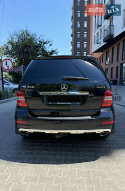 Внедорожник / Кроссовер Mercedes-Benz M-Class 2008 в 