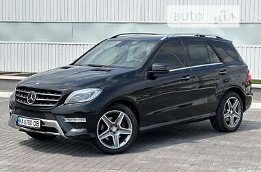 Внедорожник / Кроссовер Mercedes-Benz M-Class 2013 в 
