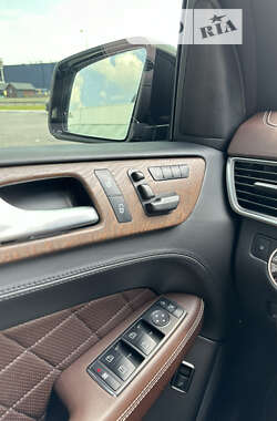 Внедорожник / Кроссовер Mercedes-Benz M-Class 2013 в 