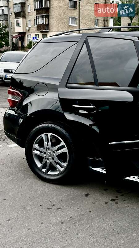 Внедорожник / Кроссовер Mercedes-Benz M-Class 2007 в Киеве