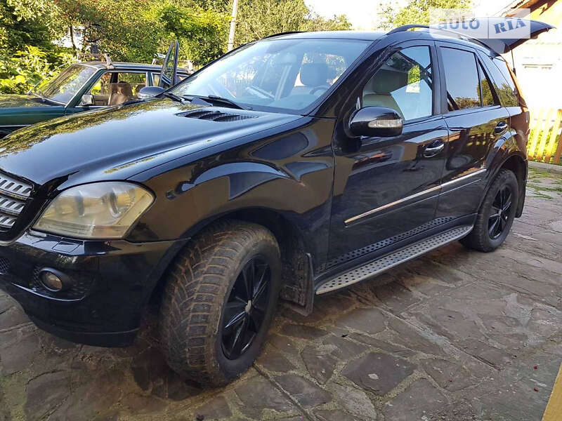 Внедорожник / Кроссовер Mercedes-Benz M-Class 2007 в Дрогобыче