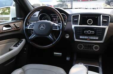 Внедорожник / Кроссовер Mercedes-Benz M-Class 2014 в Киеве