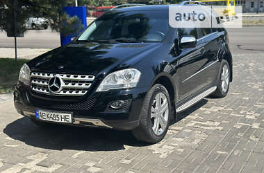 Внедорожник / Кроссовер Mercedes-Benz M-Class 2010 в Днепре