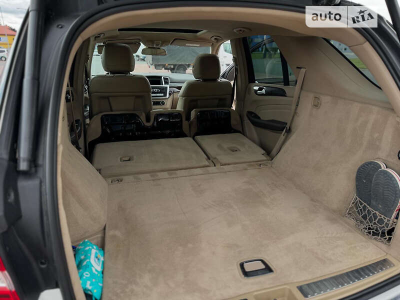 Позашляховик / Кросовер Mercedes-Benz M-Class 2014 в Івано-Франківську