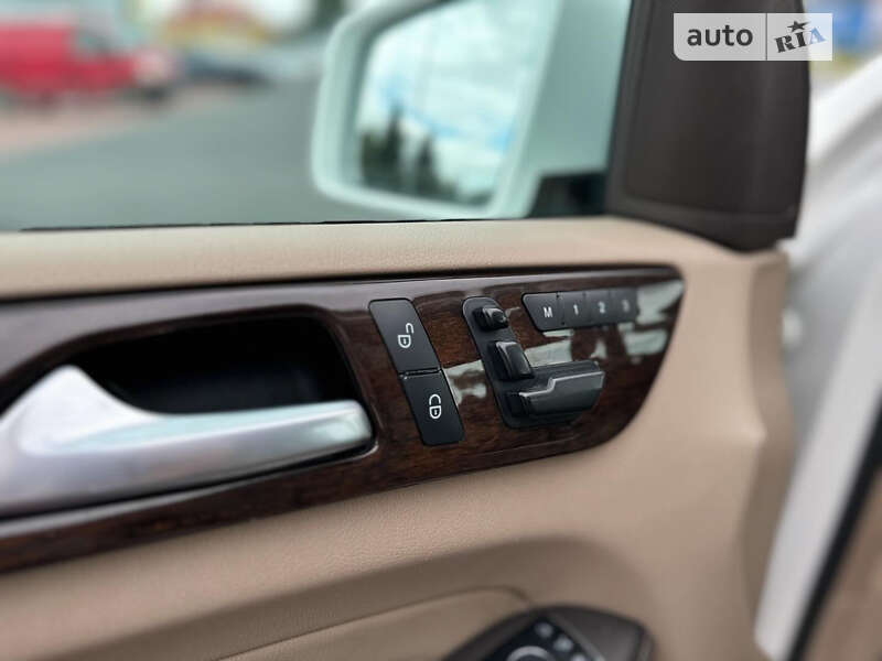 Позашляховик / Кросовер Mercedes-Benz M-Class 2014 в Івано-Франківську