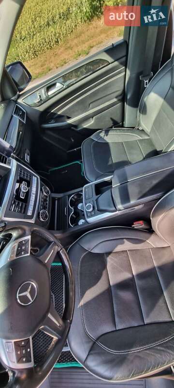 Внедорожник / Кроссовер Mercedes-Benz M-Class 2013 в Лозовой