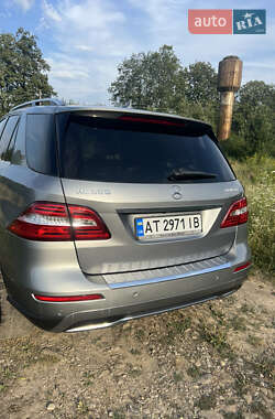 Внедорожник / Кроссовер Mercedes-Benz M-Class 2012 в 