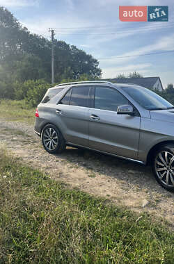 Внедорожник / Кроссовер Mercedes-Benz M-Class 2012 в 