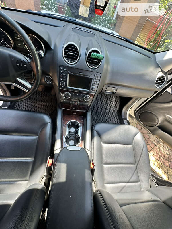 Внедорожник / Кроссовер Mercedes-Benz M-Class 2011 в Снятине