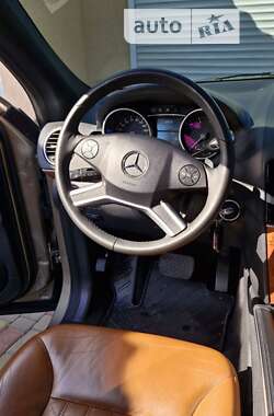 Внедорожник / Кроссовер Mercedes-Benz M-Class 2010 в Днепре