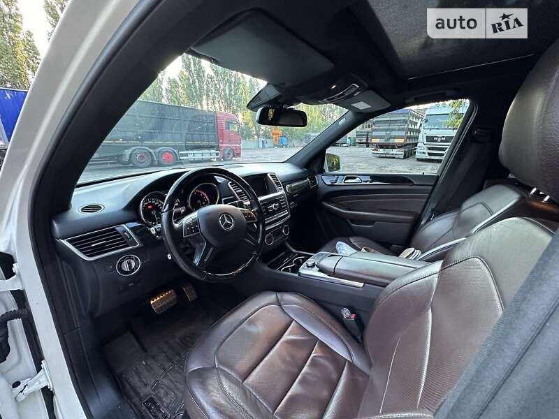 Внедорожник / Кроссовер Mercedes-Benz M-Class 2013 в Кропивницком