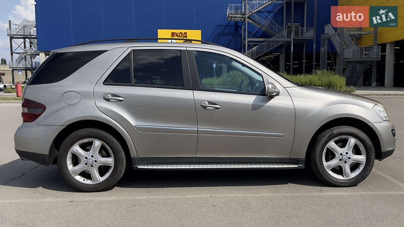 Позашляховик / Кросовер Mercedes-Benz M-Class 2008 в Києві