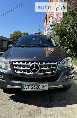 Позашляховик / Кросовер Mercedes-Benz M-Class 2010 в Коломиї