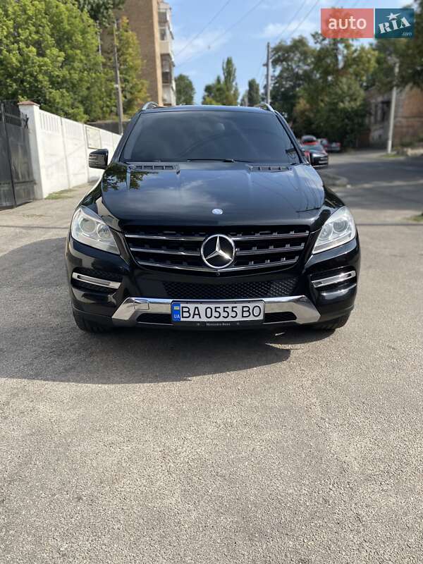 Mercedes-Benz M-Class 2012