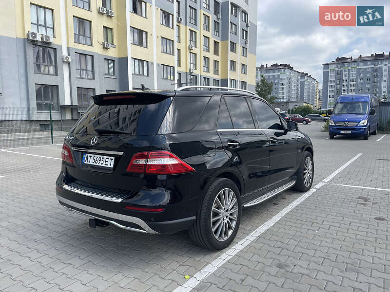 Внедорожник / Кроссовер Mercedes-Benz M-Class 2012 в Ивано-Франковске