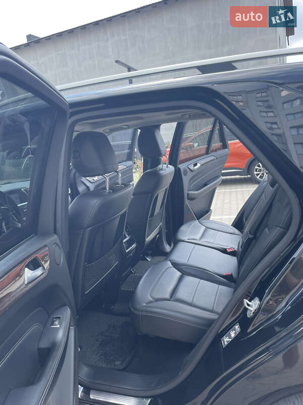 Внедорожник / Кроссовер Mercedes-Benz M-Class 2012 в Ивано-Франковске