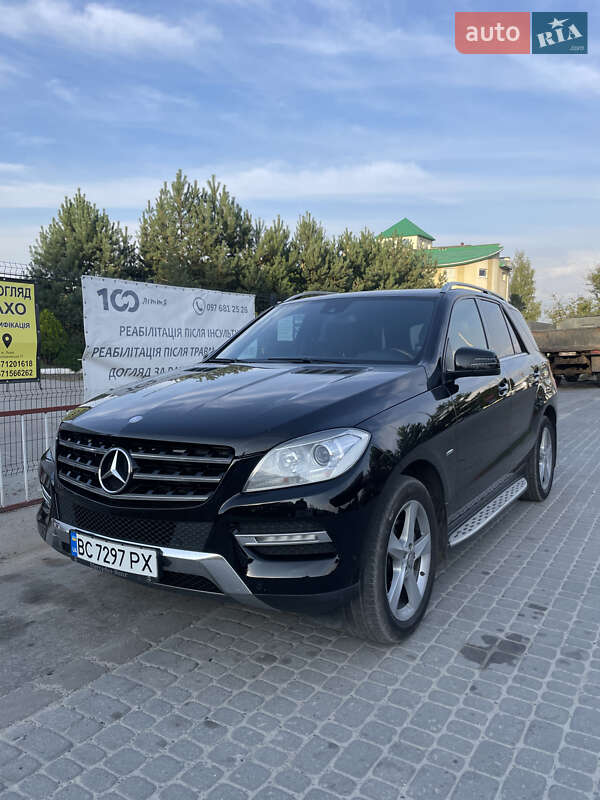 Позашляховик / Кросовер Mercedes-Benz M-Class 2012 в Львові