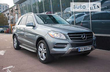 Внедорожник / Кроссовер Mercedes-Benz M-Class 2014 в Киеве