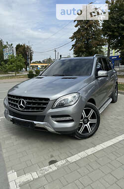 Внедорожник / Кроссовер Mercedes-Benz M-Class 2012 в Хмельницком