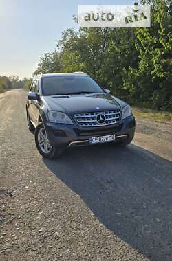 Позашляховик / Кросовер Mercedes-Benz M-Class 2009 в Чернівцях