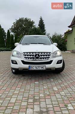 Позашляховик / Кросовер Mercedes-Benz M-Class 2010 в Мостиській