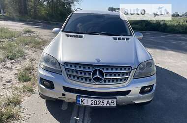 Внедорожник / Кроссовер Mercedes-Benz M-Class 2006 в Березане