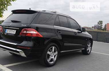 Внедорожник / Кроссовер Mercedes-Benz M-Class 2012 в 