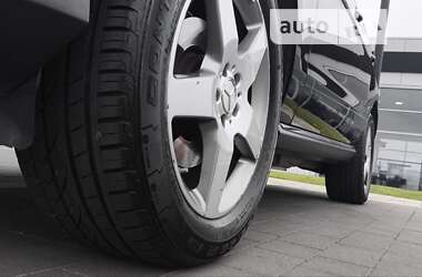 Внедорожник / Кроссовер Mercedes-Benz M-Class 2012 в 