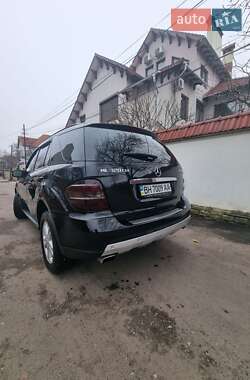 Внедорожник / Кроссовер Mercedes-Benz M-Class 2008 в 