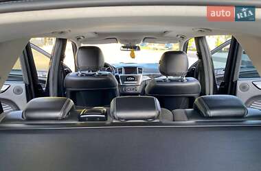 Внедорожник / Кроссовер Mercedes-Benz M-Class 2012 в 