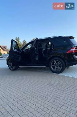 Внедорожник / Кроссовер Mercedes-Benz M-Class 2012 в 