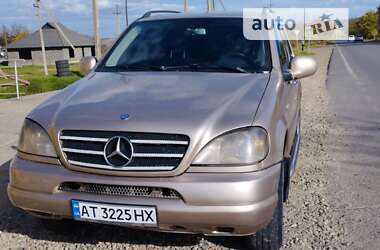 Внедорожник / Кроссовер Mercedes-Benz M-Class 2000 в Кутах