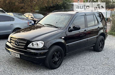 Позашляховик / Кросовер Mercedes-Benz M-Class 1999 в Дніпрі