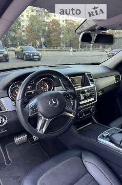 Внедорожник / Кроссовер Mercedes-Benz M-Class 2012 в Киеве