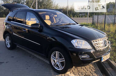 Внедорожник / Кроссовер Mercedes-Benz M-Class 2010 в Львове