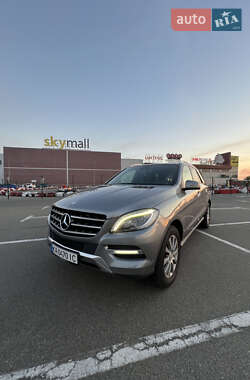 Внедорожник / Кроссовер Mercedes-Benz M-Class 2012 в Киеве