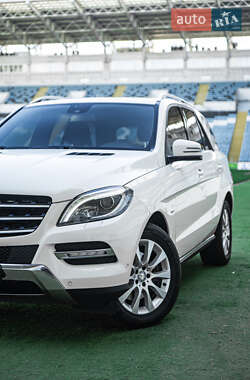 Позашляховик / Кросовер Mercedes-Benz M-Class 2012 в Одесі