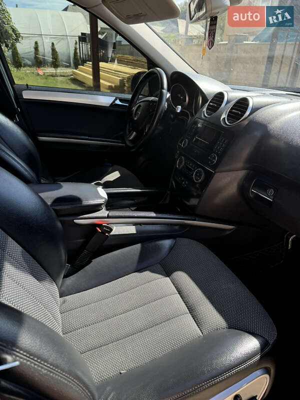 Внедорожник / Кроссовер Mercedes-Benz M-Class 2006 в Виноградове