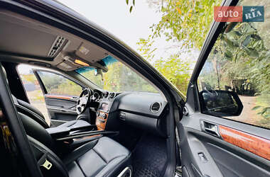 Позашляховик / Кросовер Mercedes-Benz M-Class 2008 в 