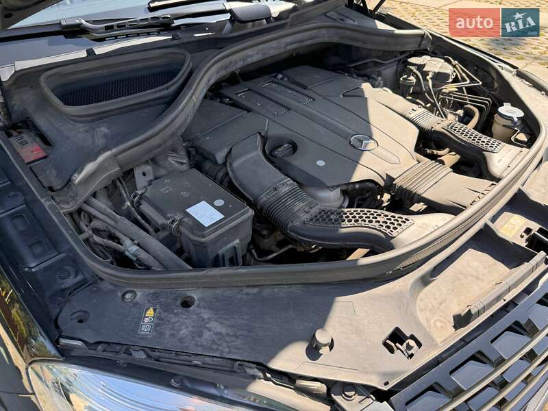 Внедорожник / Кроссовер Mercedes-Benz M-Class 2014 в Киеве