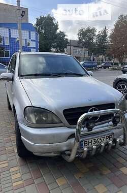 Внедорожник / Кроссовер Mercedes-Benz M-Class 2000 в Одессе